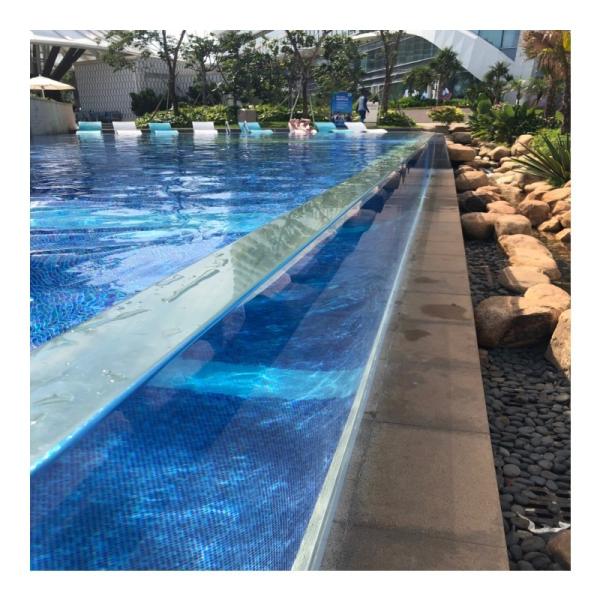 Portable Endless Lap Pool Villa with PMMA Materials and Excellent Weather