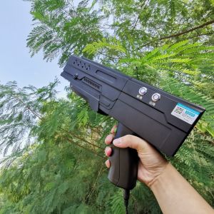 Quality 80W UAV jammer / interceptor, 1500m directional jamming range 915m / GPS / 2.4g/5.8g four segment UAV jammer for sale