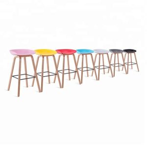 Practical Plastic Computer Chair For Coffee Bar / Restaurant / Canteen