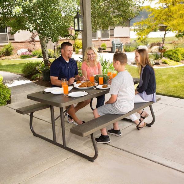 Outdoor Furniture 6ft Rectangular Picnic Table with Umbrella Hole and Folding Chairs