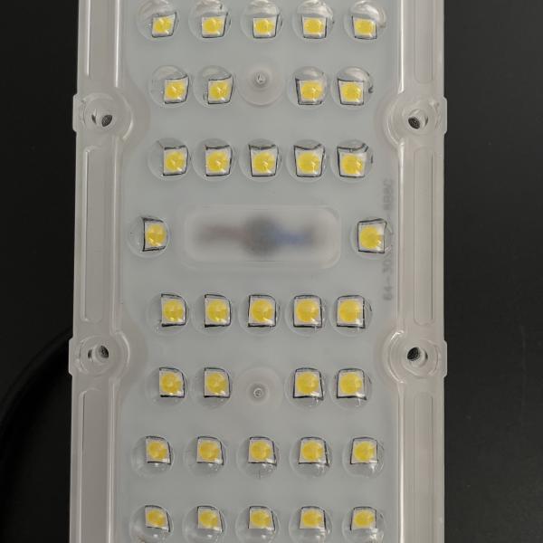 Outdoor Waterproof IP65 LED Lighting Driver 80X150 Degree Lens Angle
