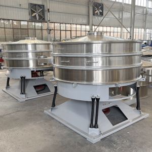 Circular vibrating screen, multi-layer screening, rubber powder classification