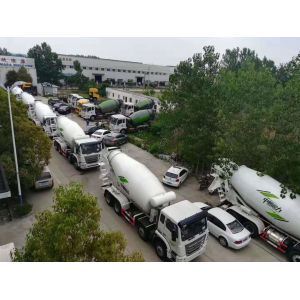 10m3 Concrete Truck 8*4 Mobile HOWO Concrete Mixer Truck Machine For Constructio
