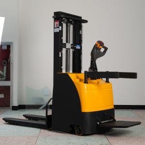Customized leg 1200kg electric pallet stacker with the lifting height of 1600mm