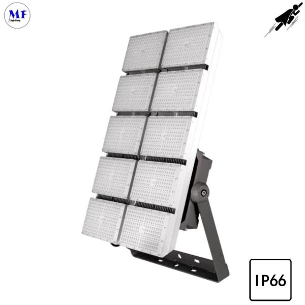 Buy 5 Years Warranty 960W LED Stadium Flood Light 3000K-6500K High Color Rendering Index Waterproof Ik10 8 Modules Design at wholesale prices