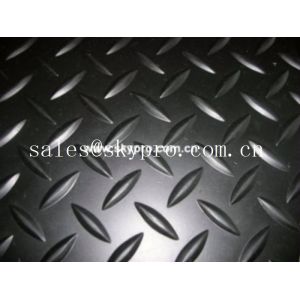 Customized Heavy Duty Nonslip Rubber Car Mats Smooth / embossed Surface