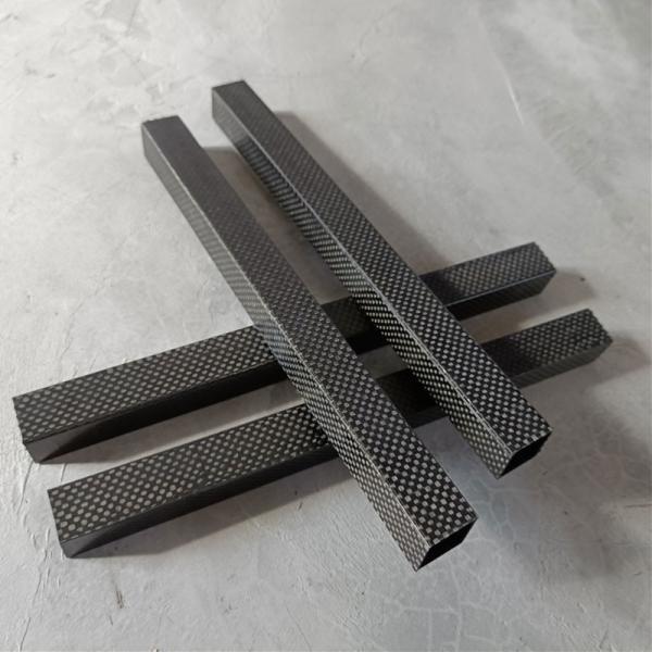 Buy UV Resistant Carbon Fiber Rectangular Tube Anti Ultraviolet Radiation at wholesale prices