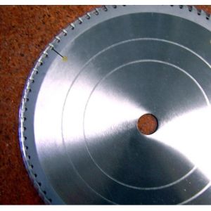 KM T.C.T ripping saw blade with rakers