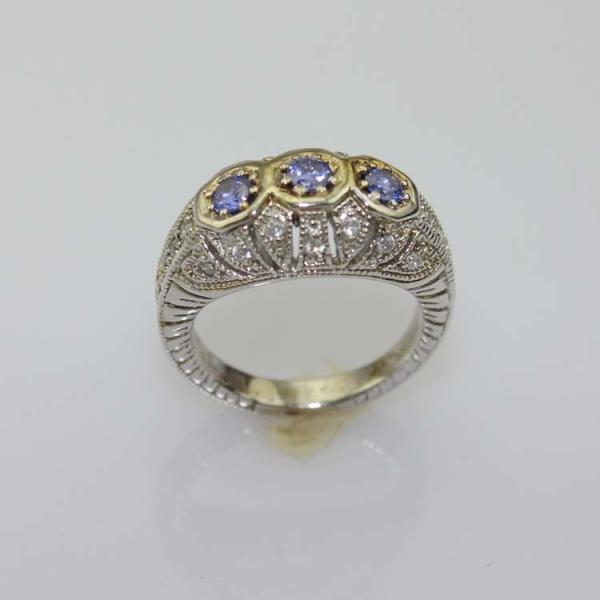 White Gold Plated Sterling Silver Ring with Pink Cubic Zirconia(F58)