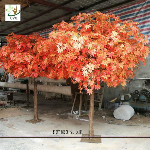 UVG romantic artificial red maple tree in silk leaves and wood trunk for indoor home decorative GRE070