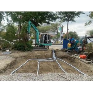 Drainage Geocomposite Integrated Containment Systems for Landfill Roadbed