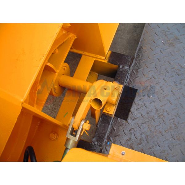 Small Trailer Hopper Concrete Mixer Machine High Production Efficiency