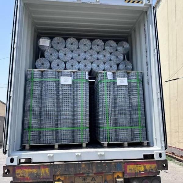 Flexible Welded Exterior Stucco Lath Mesh 1.5x1.5 Inch Thermal Expansion Resistant Finish