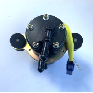 Truck Parts Electric Fuel Pump 15100-77300 UC-V6B