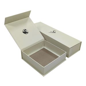 CMYK/PANTONE Printing Custom Printed Paper Cardboard Rigid Folding Magnetic