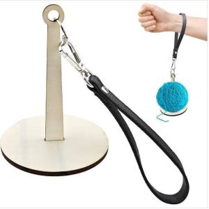Cross-border New Arrival! Wooden Portable Wrist Yarn Holder. Compact and Stylish