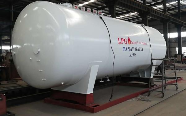 Buy Custom Made Transporting Large Propane Tanks For Gas Cylinder Filling Plant Set Up at wholesale prices