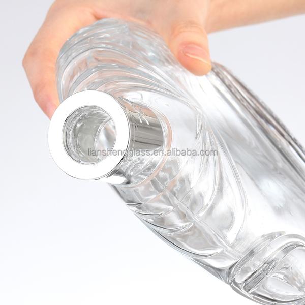 Wine tequila liquor whisky bottle Glass Bottle 500ml 750ml With Glass Lid Hot stamping