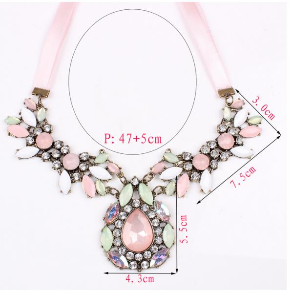 AMAZON selling models of luxury, fashion big pink flower gemstone necklace