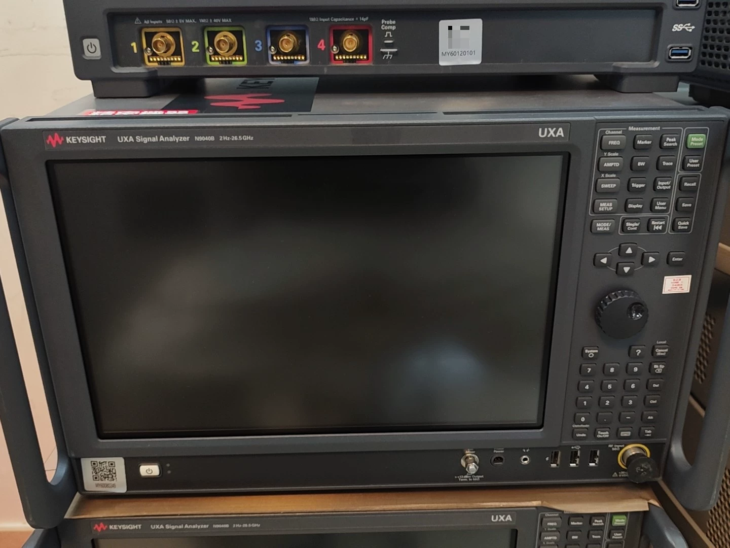 Ultra Wideband Signal Spectrum Analyzer 50 GHz Keysight N9040B UXA