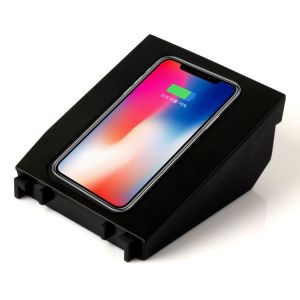 Quality Magnetic Car Wireless Charger with qi For Mercedes Benz C Classs GLC with 3 coins fast chargers 10W in car chargers for sale