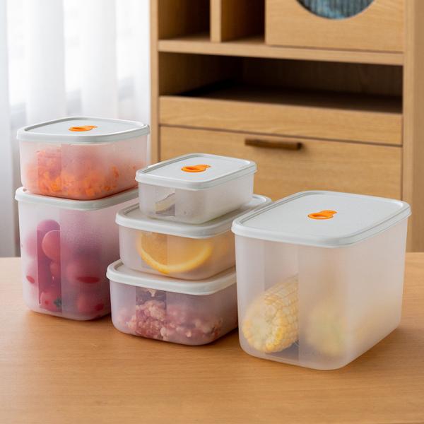 Buy 3L Plastic Lunch Containers Stackable Plastic Pack Lunch Box at wholesale prices