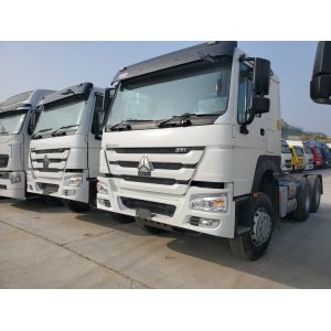 HOWO Tractor Truck 6X4 Sinotruck Tractor 24hours Online-Service 351-450hp