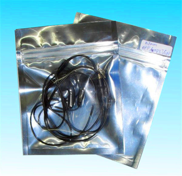 Buy Front Transparent Stand Up Pouches Aluminum For Headset / Earphone at wholesale prices