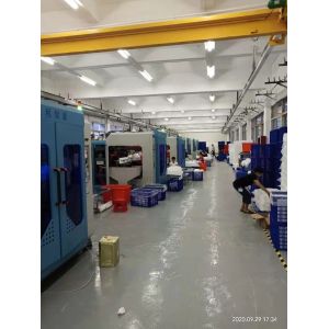 Extrusion 4 Heads 5 Gallon Bottle Blow Molding Machine Double Station PE