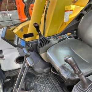 Komatsu PC78-8 Used Small Excavator 8 Ton Operating Weight Cummins Engine