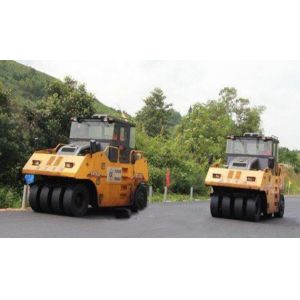 Road Maintenance Machinery , XP163 Pneumatic Tire Road Roller , Operating Weight