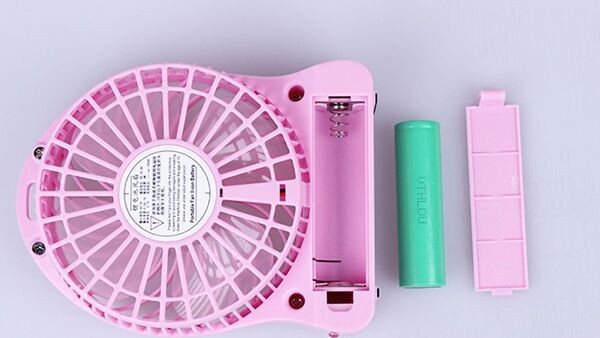 Mini fan Rechargeable Desktop Fan wih LED Light 4-inch Vanes 3 Speeds Battery/