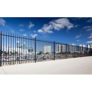 Powder coated tubular steel fence