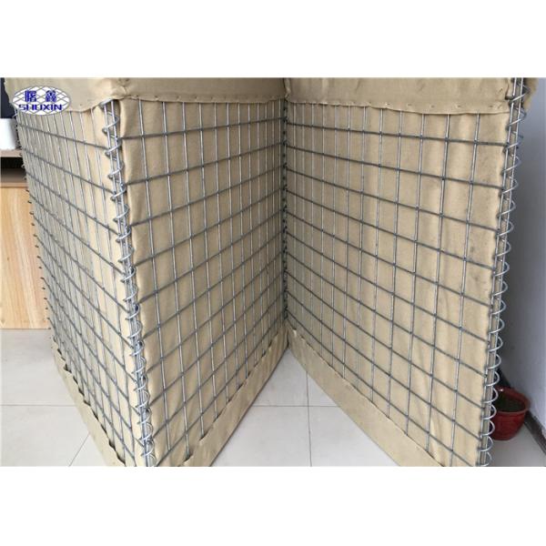 Foldable Military Hesco Barriers For Semi-Permanent Levee Around The Seacoast