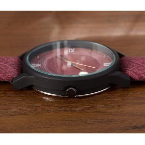 Dropshipping Eco Friendly Wooden Watches Lightweight With Customized Logo