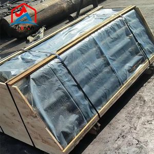 Quality High Pure High Strength High Temperature Resistant Graphite Electrode for sale