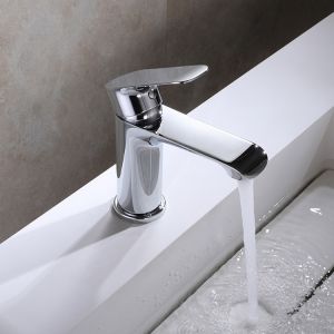 Brass Modern Single Hole Single Handle Basin Mixer in Chrome