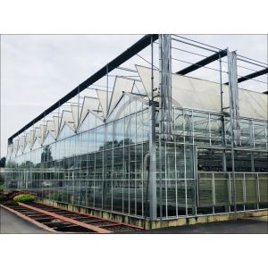 Transparent Glass Enclosed Plant Greenhouse Wind Resistance and Sustainability