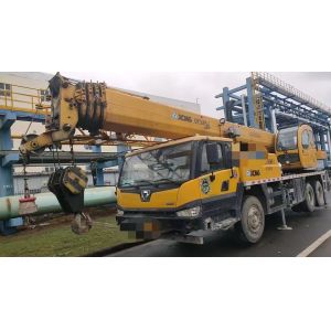 15 Years Xg 5 Tons Truck Crane with Folding Crane Jib and Five-Arm