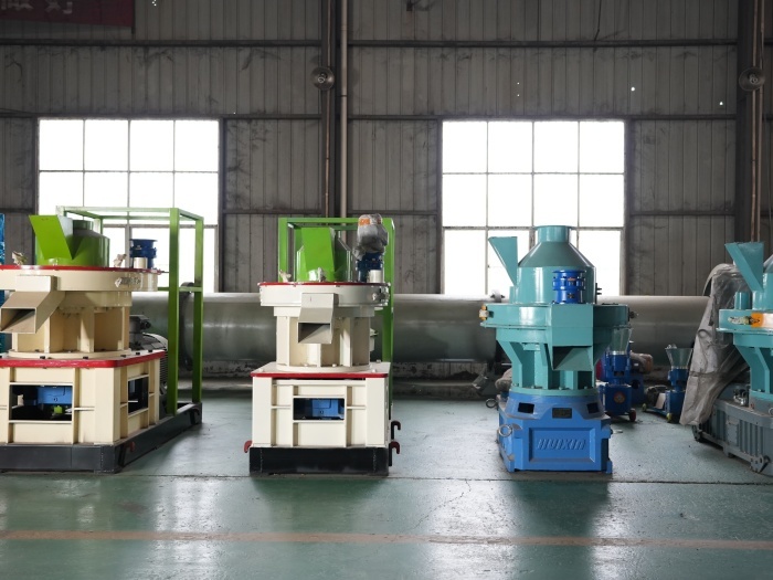 Farm Sawdust Wood Pellet Press