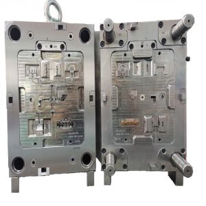 1.2343 HRC50-52 Medical Injection Molding 8 Cavity Mold 360*400*303mm