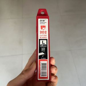 Upgrade Your Cutting Experience with 18mm Blade Edgers Width 18mm Length 109mm