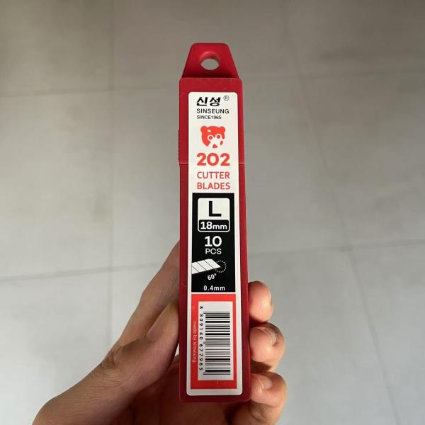 Buy Upgrade Your Cutting Experience with 18mm Blade Edgers Width 18mm Length 109mm at wholesale prices