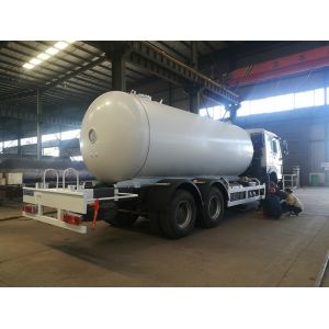 Bobtail LPG Gas Tanker Truck Howo 6X4 20cbm 10 Ton For Lpg Transportation