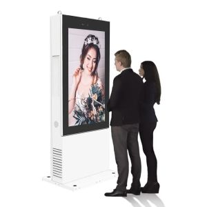 Waterproof Digital Outdoor Advertising Screens Display Dual Screen High