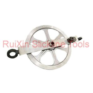 Quality Cast Aluminum Wellhead Wireline Hay Pulley With 16 Inch Sheave for sale