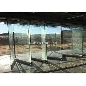 Pakistan Exhibition Show Room Folding Glass Partition Wall Under A Steel Beam