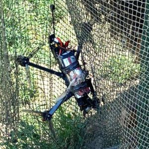 Ukraine Military Using Ss304 Wire Rope Anti Drone Netting For Protection