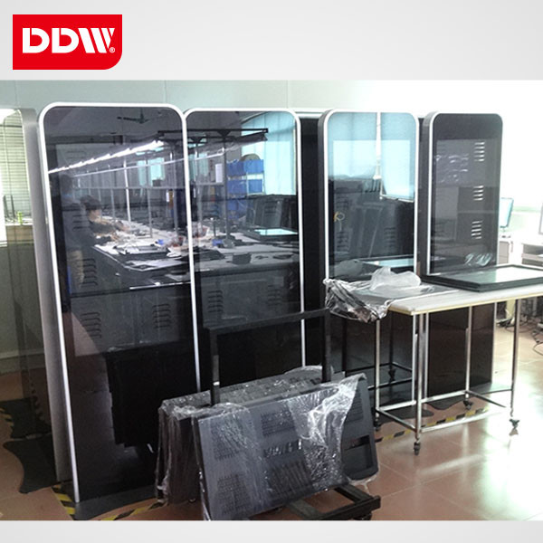 Buy Samsung ME55C digital signage displays at wholesale prices