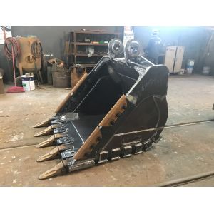 China High Strength Steel Excavator Rock Bucket 4.3cbm Custom on sale